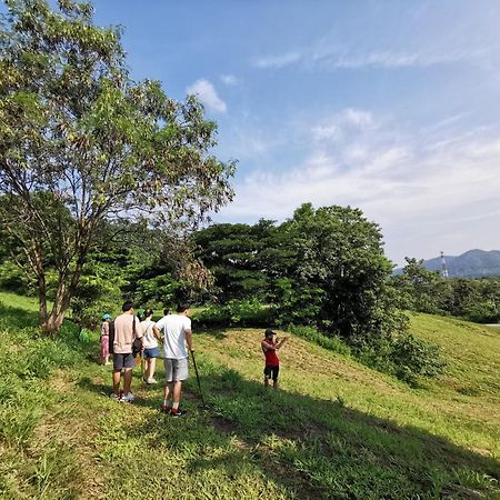 Rain Tree Khao Yai Hotel Pak Chong Екстериор снимка